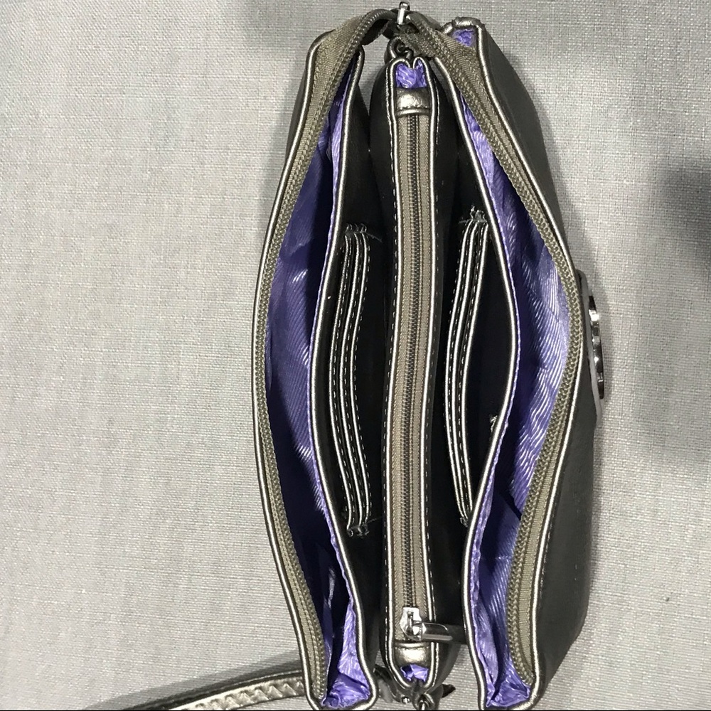 Guang tong wallet/clutch/wristlet - Picture 7 of 16